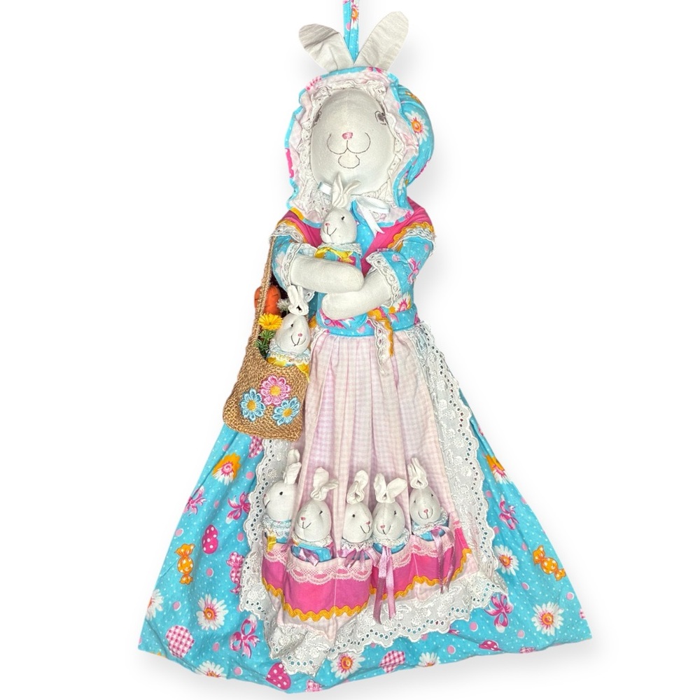 Vintage Crafted Easter Bunnies Plastic Bag Holder w/ Mummy Bunny + Baby Bunnies